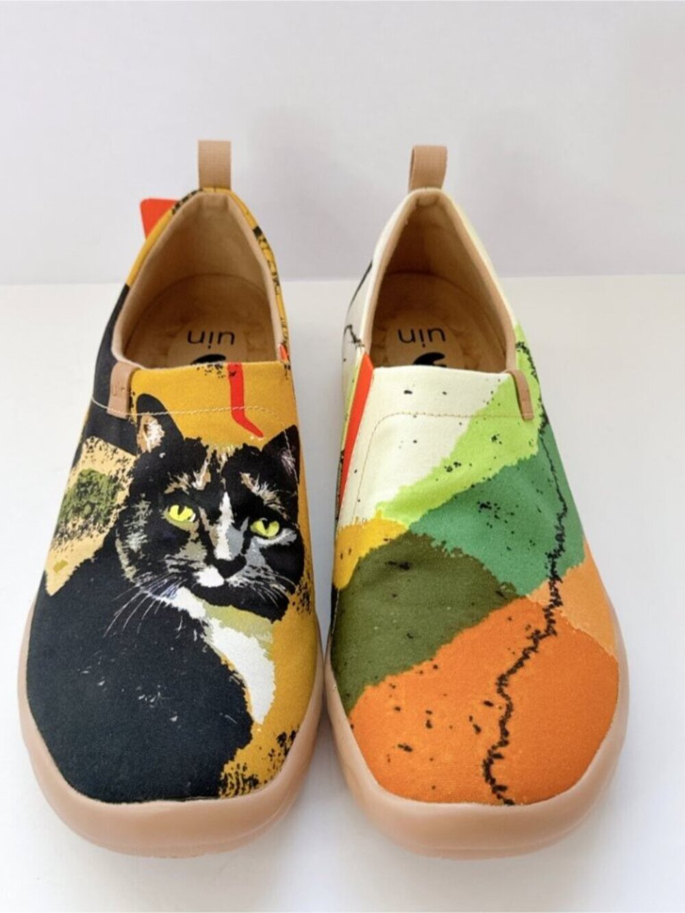 Men’s Size 11.5 UIN Black Cat Canvas Slip-On Art Travel Shoes